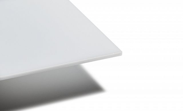 Монолитный поликарбонат Полигаль КИВИ белый