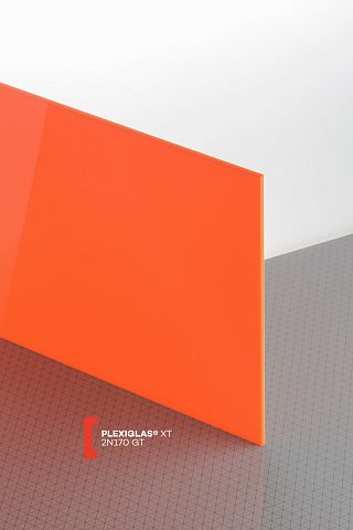 Листы цветные Plexiglas XT